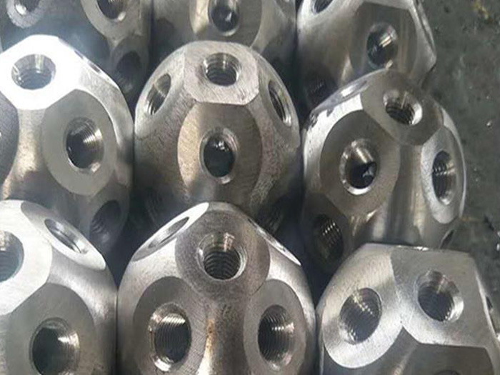 东营螺栓球网架杆件制作